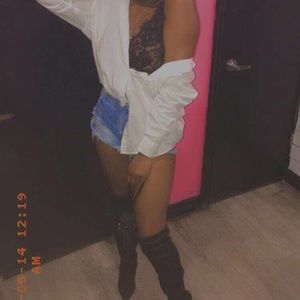 Meet your Posher, Destiny